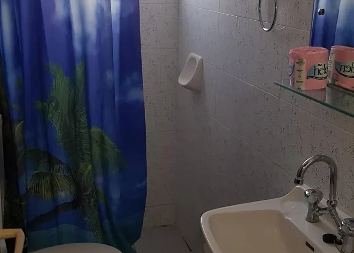 여관 Athina Tolón