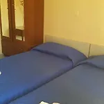 Athina بيت ريفي